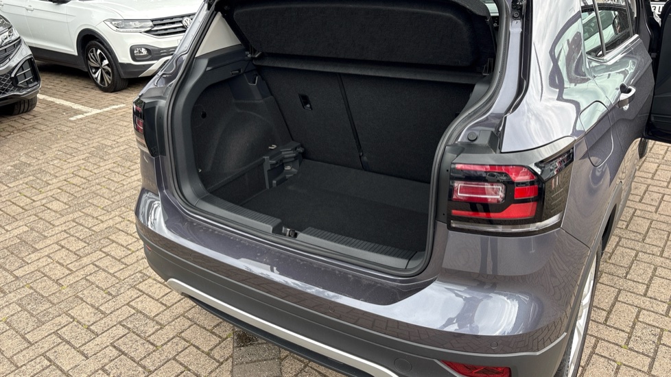 Volkswagen T-Cross 1.0 TSI 110 SEL 5dr DSG Petrol Estate - Image 40