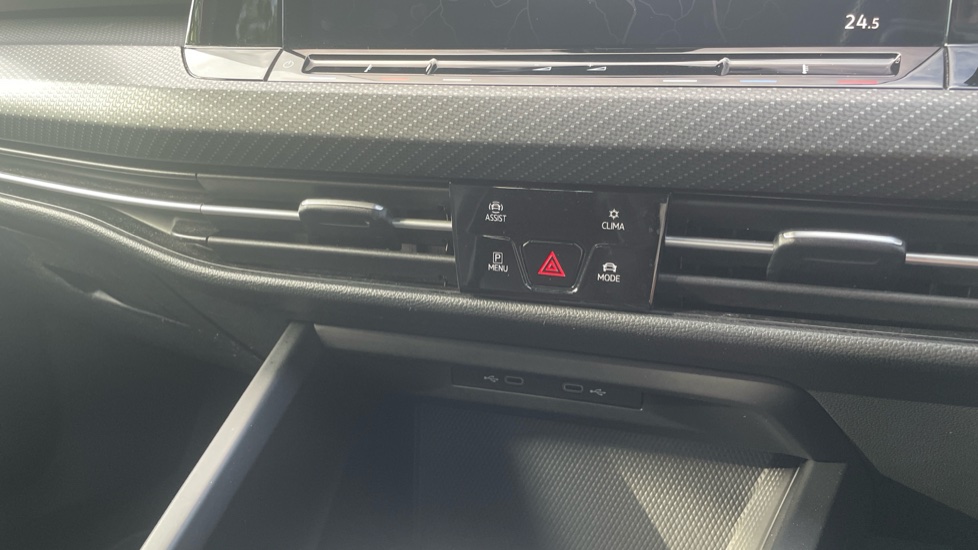 Volkswagen Golf 1.5 eTSI 150 R-Line 5dr DSG Petrol Hatchback - Image 39