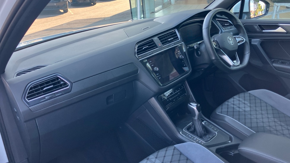Volkswagen Tiguan 1.5 TSI 150 R-Line Edition 5dr DSG Petrol Estate - Image 2