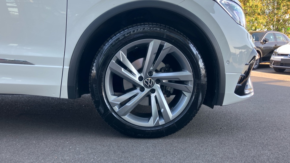 Volkswagen Tiguan 1.5 TSI 150 R-Line Edition 5dr DSG Petrol Estate - Image 5