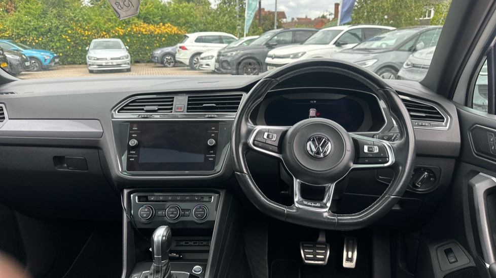 Volkswagen Tiguan 2.0 TDi 150 R-Line 5dr DSG Diesel Estate - Image 10