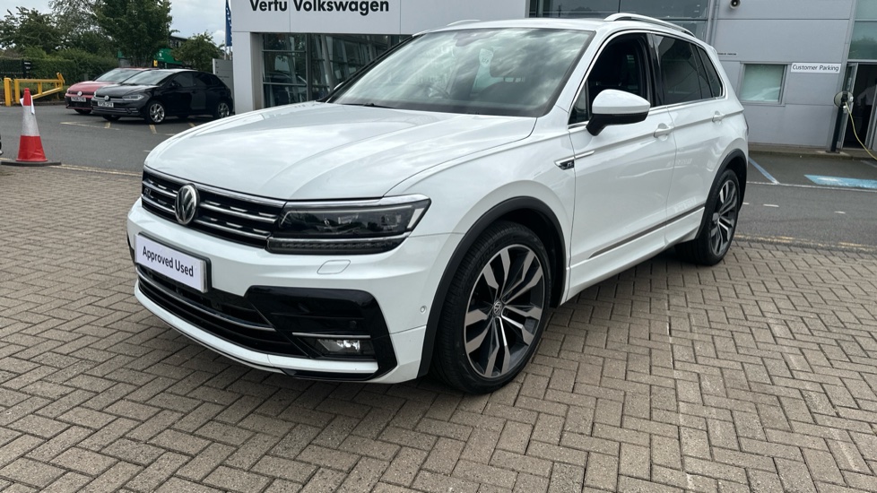 Volkswagen Tiguan 2.0 TDi 150 R-Line 5dr DSG Diesel Estate - Image 32