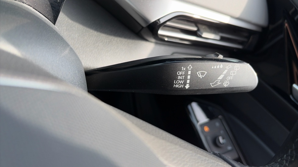 Volkswagen ID.4 125kW Life Ed Pure Perf 52kWh 5dr Auto [110kW Ch] Electric Estate - Image 26