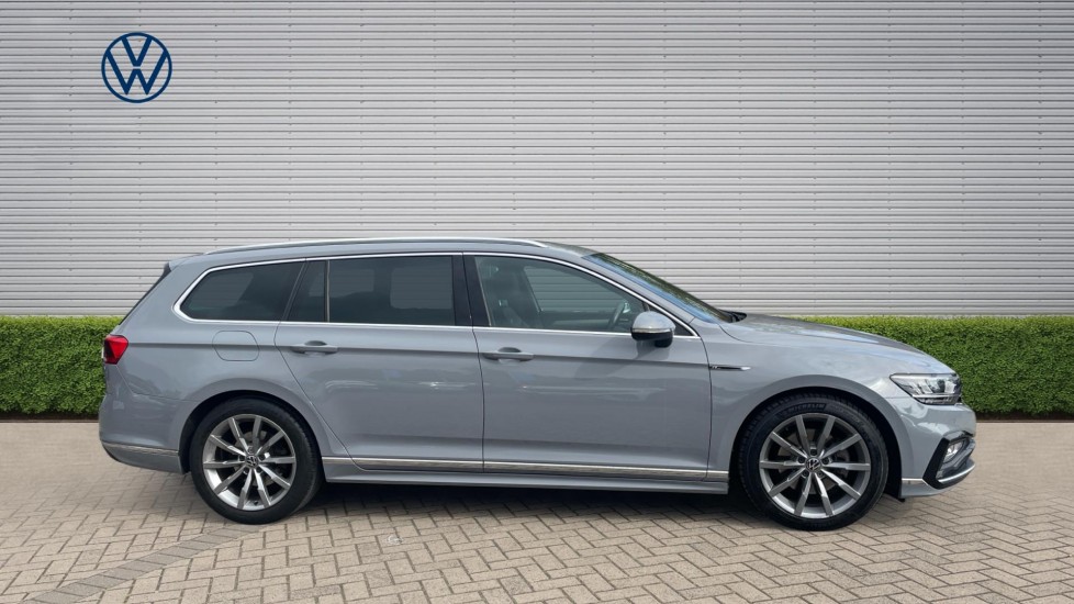 Volkswagen Passat 2.0 TDI EVO SCR R-Line 5dr DSG Diesel Estate - Image 4