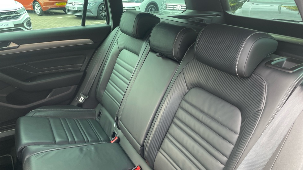 Volkswagen Passat 2.0 TDI EVO SCR R-Line 5dr DSG Diesel Estate - Image 16
