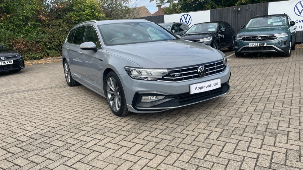 Volkswagen Passat 2.0 TDI EVO SCR R-Line 5dr DSG Diesel Estate - Image 28