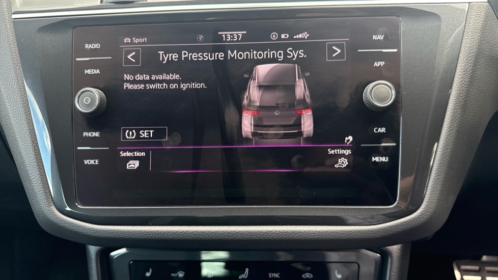 Volkswagen Tiguan 1.5 TSI 150 R-Line 5dr DSG Petrol Estate - Image 29