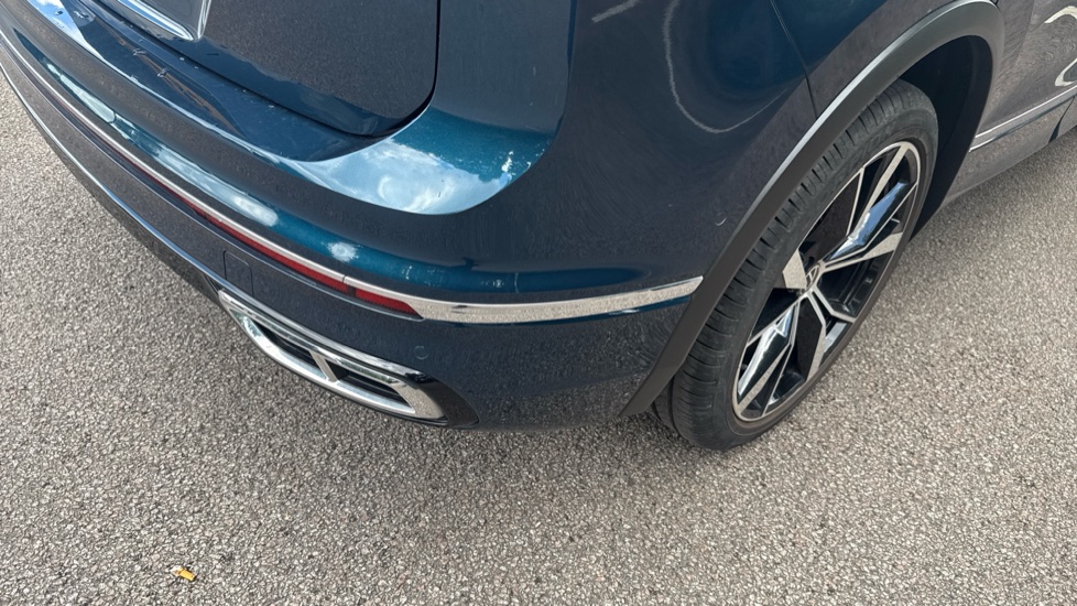 Volkswagen Tiguan 1.5 TSI 150 R-Line 5dr DSG Petrol Estate - Image 38