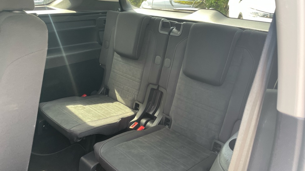 Volkswagen Touran 1.5 TSI EVO SEL 5dr DSG Petrol Estate - Image 28