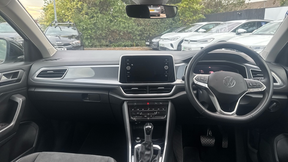 Volkswagen T-Roc 1.5 TSI Style 5dr DSG Petrol Hatchback - Image 9