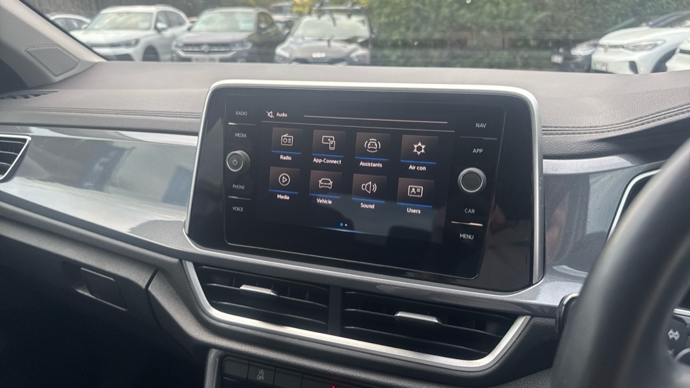 Volkswagen T-Roc 1.5 TSI Style 5dr DSG Petrol Hatchback - Image 12
