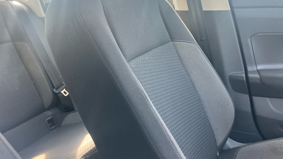 Volkswagen Polo 1.0 Life 5dr Petrol Hatchback - Image 28