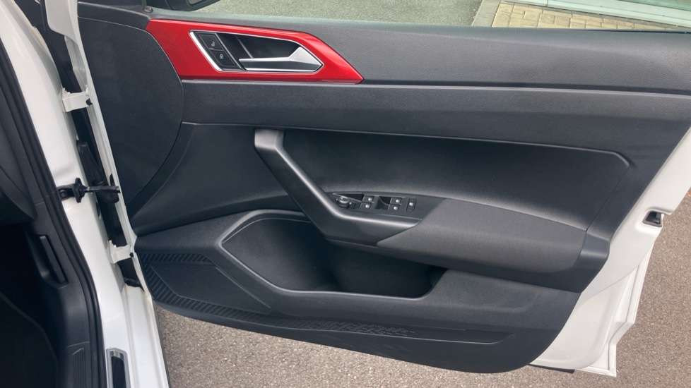 Volkswagen Polo 2.0 TSI GTI 5dr DSG Petrol Hatchback - Image 19