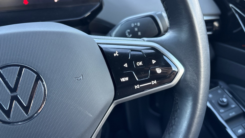 Volkswagen ID.4 210kW Match Pro 77kWh 5dr Auto Electric Estate - Image 18