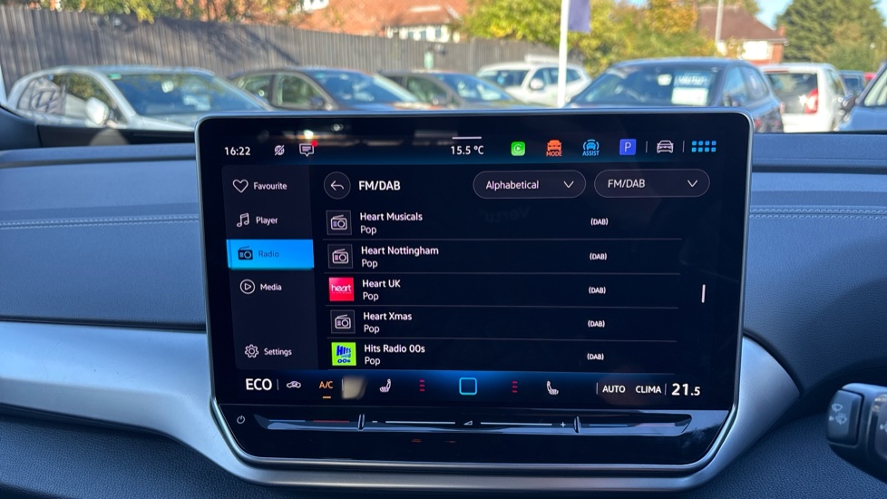 Volkswagen ID.4 210kW Match Pro 77kWh 5dr Auto Electric Estate - Image 33