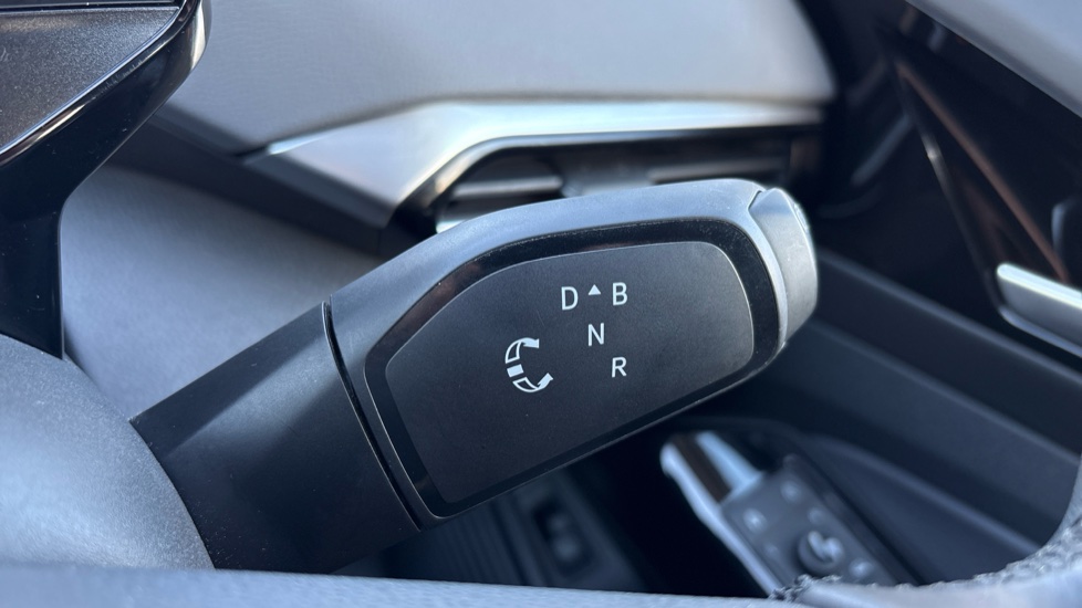 Volkswagen ID.4 210kW Match Pro 77kWh 5dr Auto Electric Estate - Image 38
