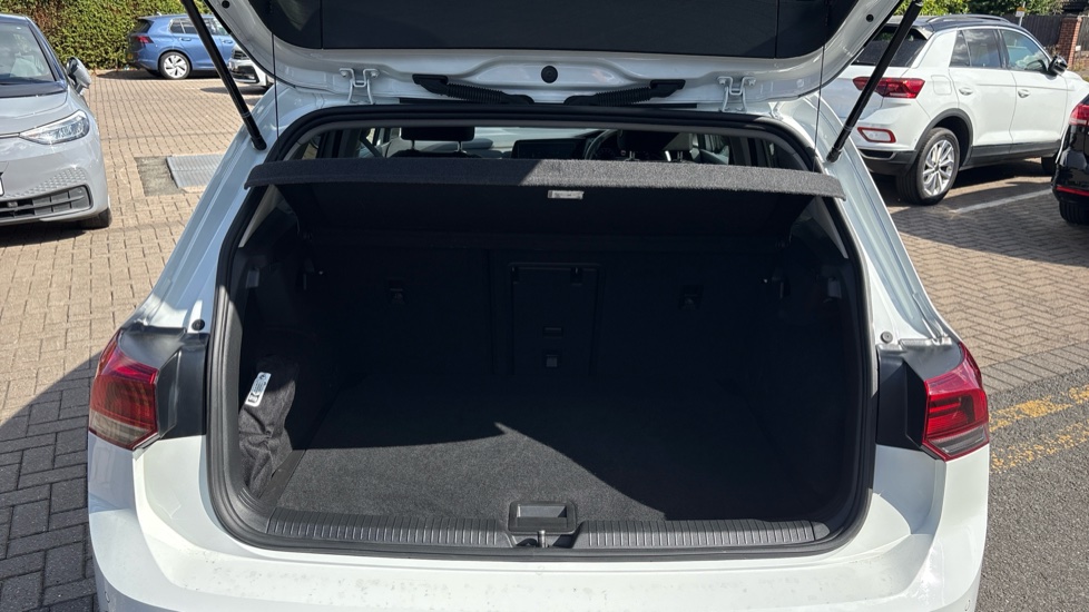 Volkswagen Golf 1.5 TSI Style Edition 5dr Petrol Hatchback - Image 20