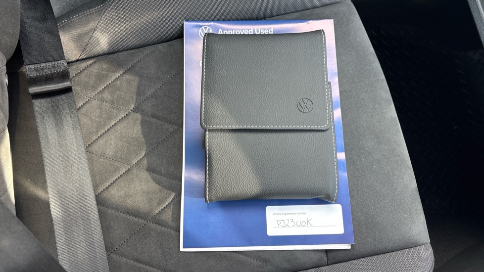 Volkswagen Golf 1.5 TSI Style Edition 5dr Petrol Hatchback - Image 41