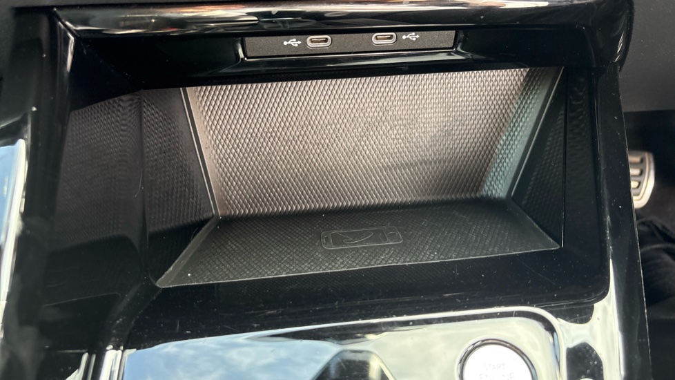 Volkswagen Golf 1.5 TSI R-Line 5dr Petrol Hatchback - Image 34
