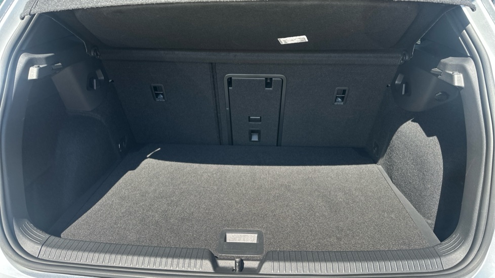 Volkswagen Golf 1.5 TSI 150 R-Line 5dr Petrol Hatchback - Image 20
