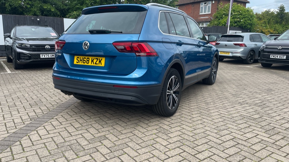 Volkswagen Tiguan 2.0 TDi 150 SE Nav 5dr Diesel Estate - Image 25
