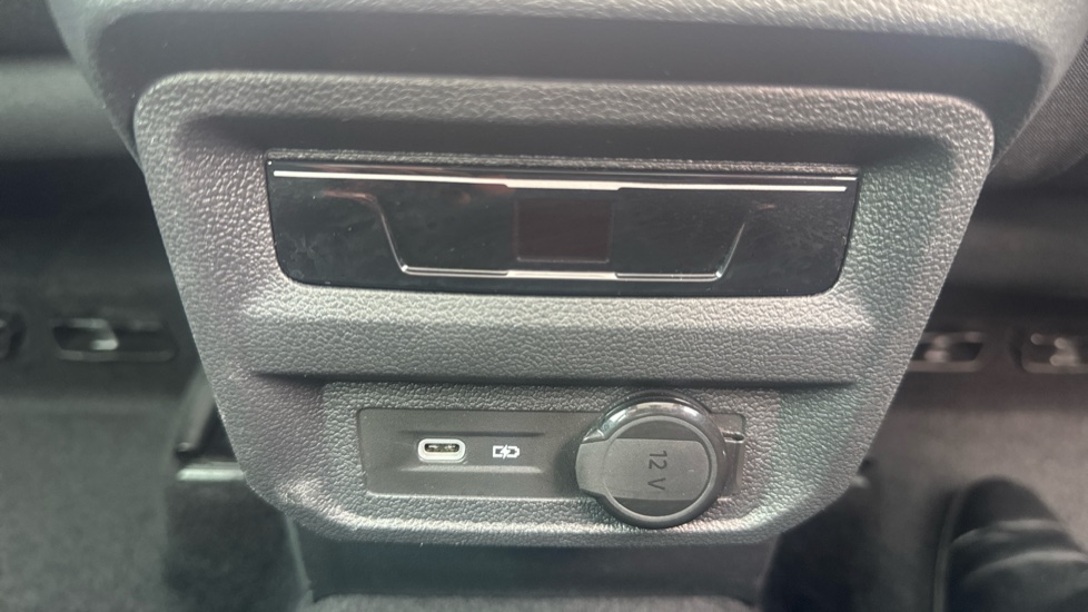 Volkswagen Tiguan 2.0 TDI 4Motion Elegance 5dr DSG Diesel Estate - Image 21