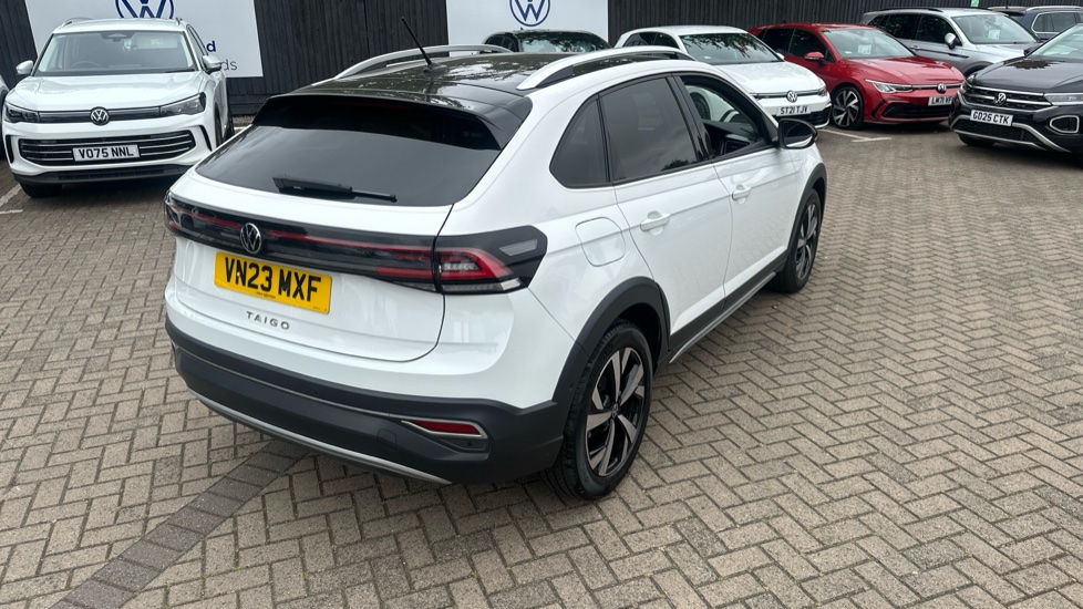 Volkswagen Taigo 1.0 TSI 110 Style 5dr DSG Petrol Hatchback - Image 32