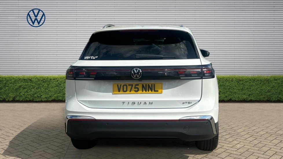 Volkswagen Tiguan 1.5 eTSI 150 Elegance 5dr DSG Petrol Estate - Image 8