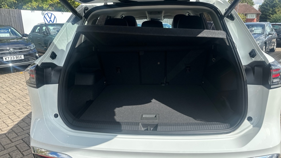 Volkswagen Tiguan 1.5 eTSI 150 Elegance 5dr DSG Petrol Estate - Image 20