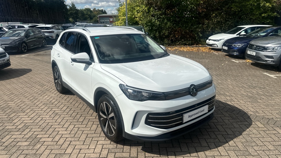 Volkswagen Tiguan 1.5 eTSI 150 Elegance 5dr DSG Petrol Estate - Image 26