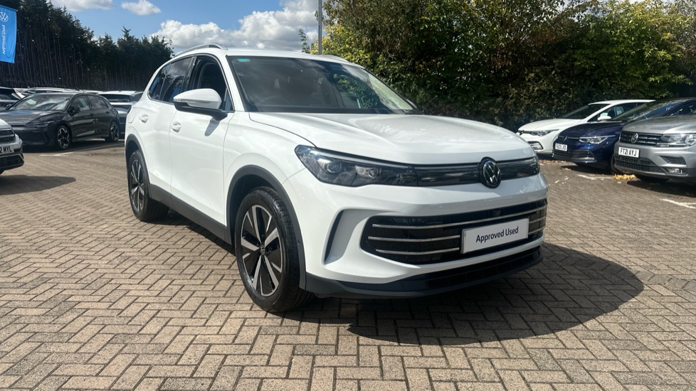 Volkswagen Tiguan 1.5 eTSI 150 Elegance 5dr DSG Petrol Estate - Image 27