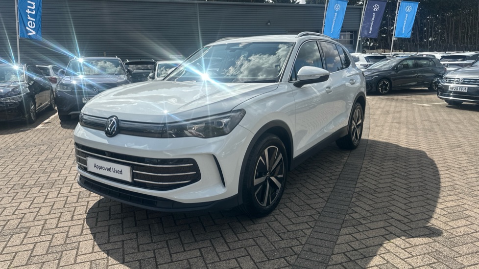 Volkswagen Tiguan 1.5 eTSI 150 Elegance 5dr DSG Petrol Estate - Image 29