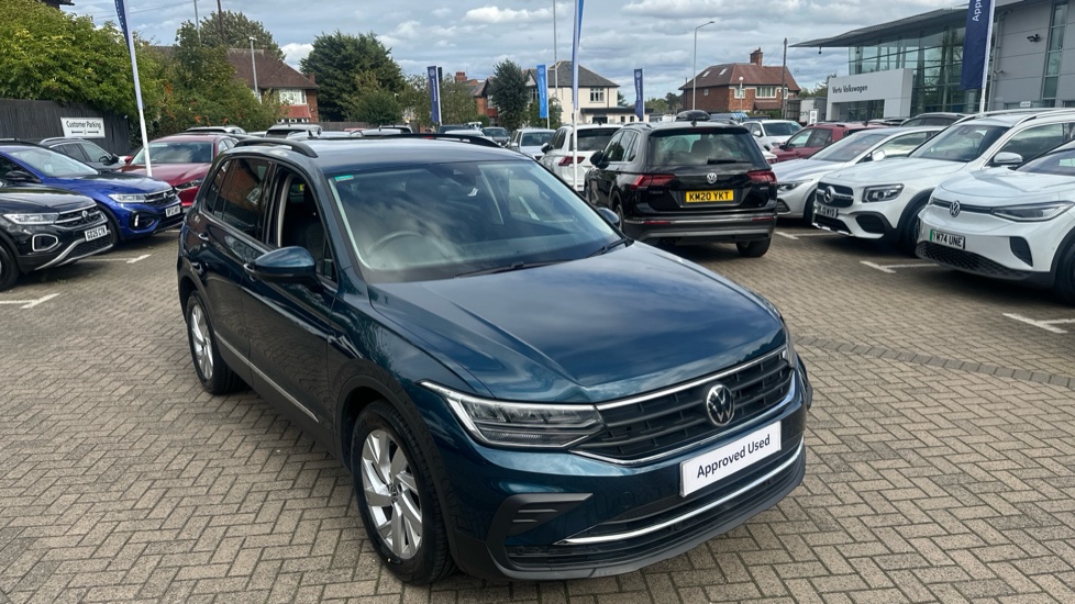 Volkswagen Tiguan 1.5 TSI 150 Life 5dr DSG Petrol Estate - Image 26