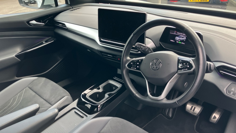Volkswagen ID.4 210kW Match Pro 77kWh 5dr Auto Electric Estate - Image 6
