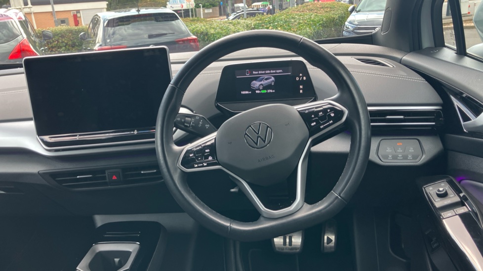 Volkswagen ID.4 210kW Match Pro 77kWh 5dr Auto Electric Estate - Image 10