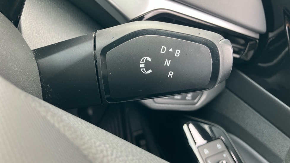 Volkswagen ID.4 210kW Match Pro 77kWh 5dr Auto Electric Estate - Image 27