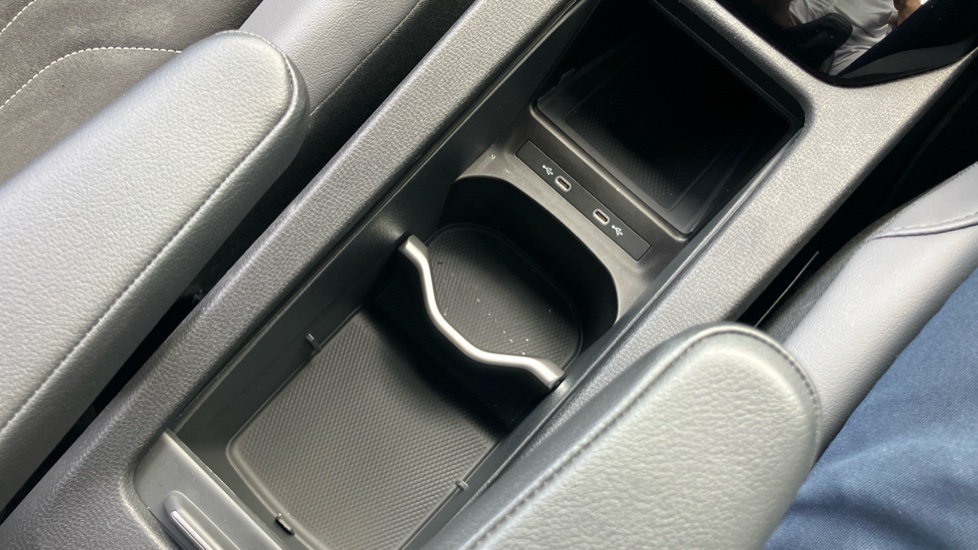 Volkswagen ID.4 210kW Match Pro 77kWh 5dr Auto Electric Estate - Image 29