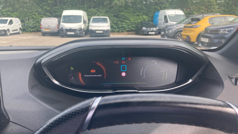 Peugeot 3008 1.6 Hybrid4 300 GT 5dr e-EAT8 Estate - Image 18