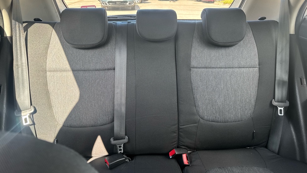 Kia Picanto 1.0 1 5dr Petrol Hatchback - Image 15
