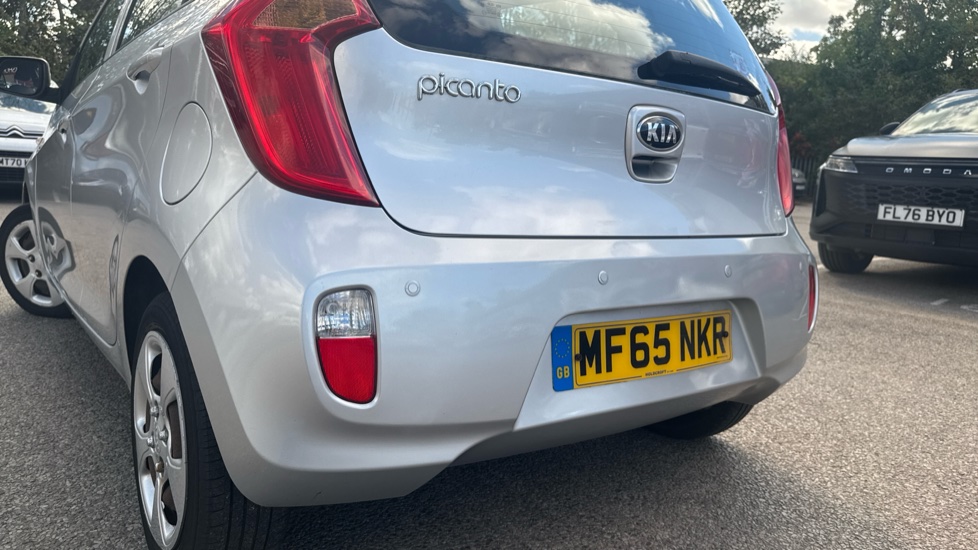 Kia Picanto 1.0 1 5dr Petrol Hatchback - Image 26