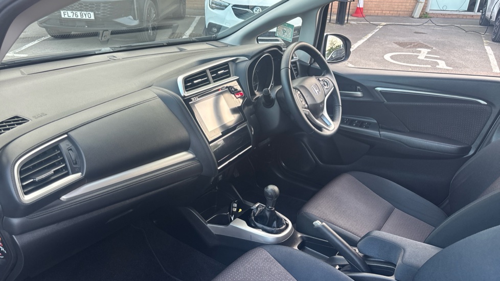 Honda Jazz 1.3 EX 5dr Petrol Hatchback - Image 9