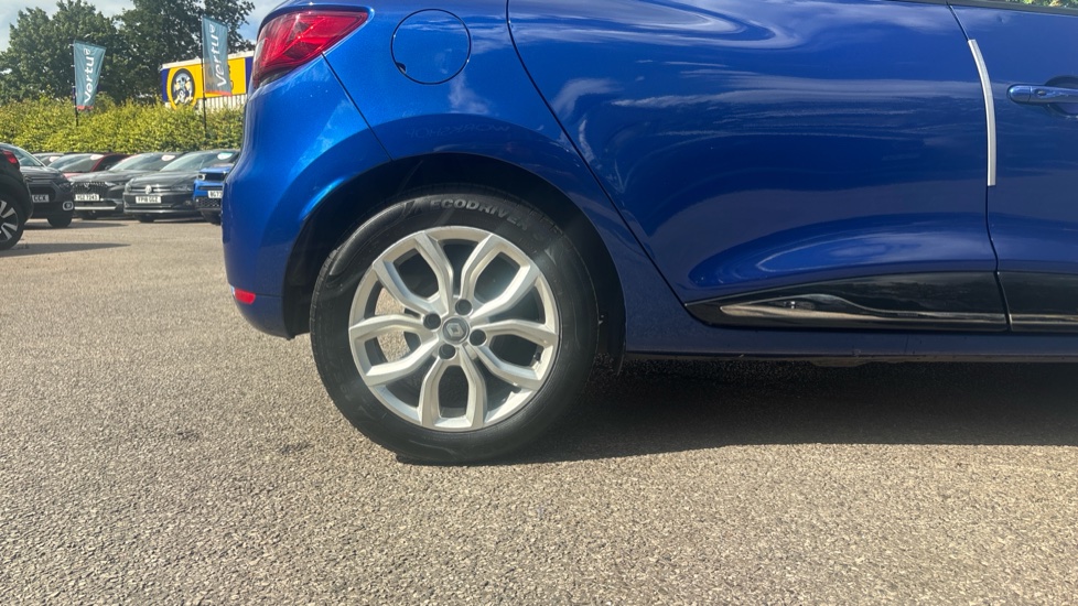 Renault Clio 0.9 TCE 90 Dynamique Nav 5dr Petrol Hatchback - Image 7