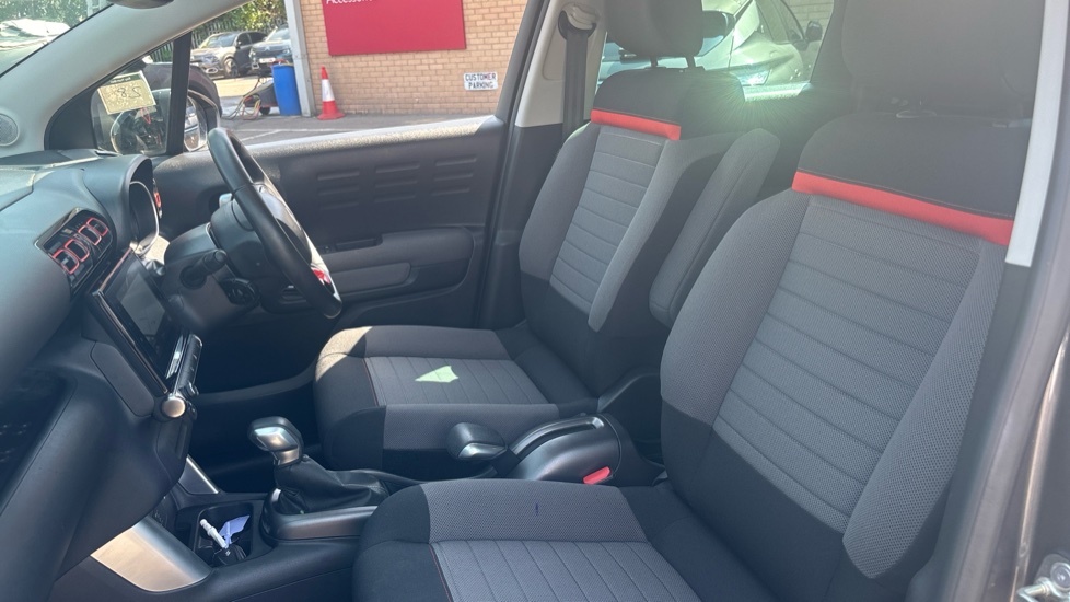 Citroen C3 Aircross 1.2 PureTech 130 Flair 5dr EAT6 Petrol Hatchback - Image 21