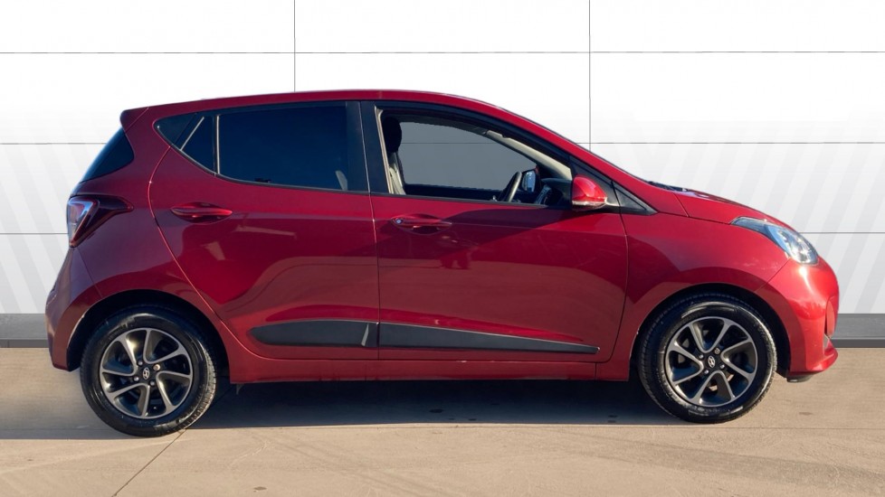 Hyundai i10 1.0 Premium 5dr Petrol Hatchback - Image 5
