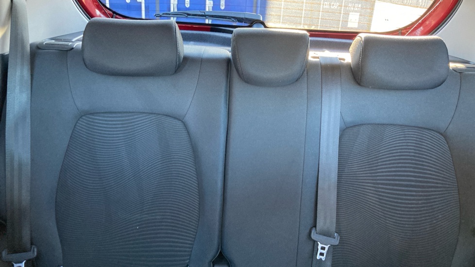 Hyundai i10 1.0 Premium 5dr Petrol Hatchback - Image 15