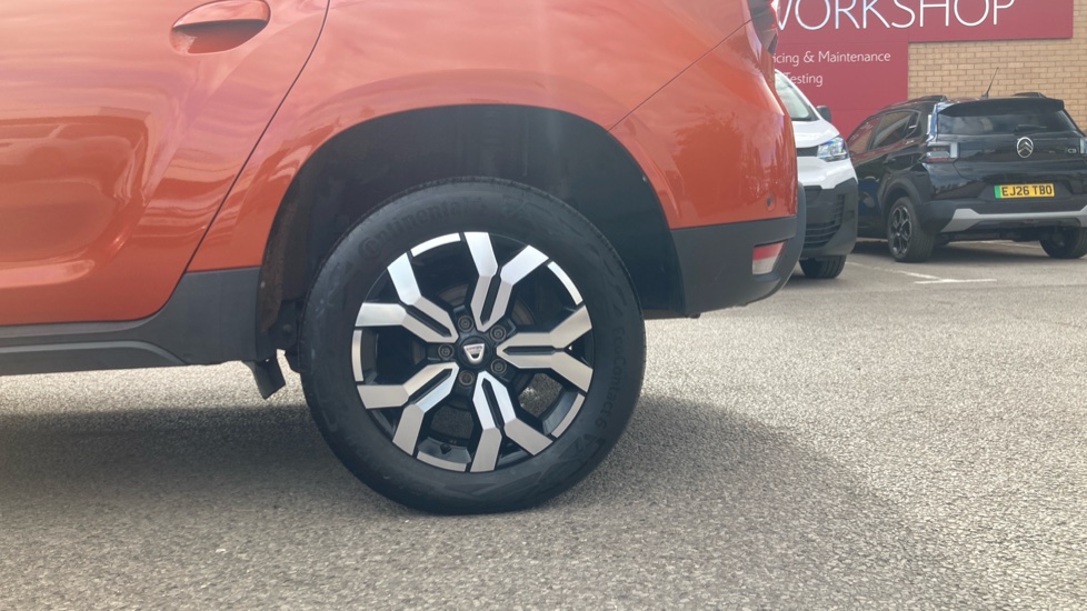 Dacia Duster 1.0 TCe 100 Prestige 5dr Bi Fuel Estate - Image 7