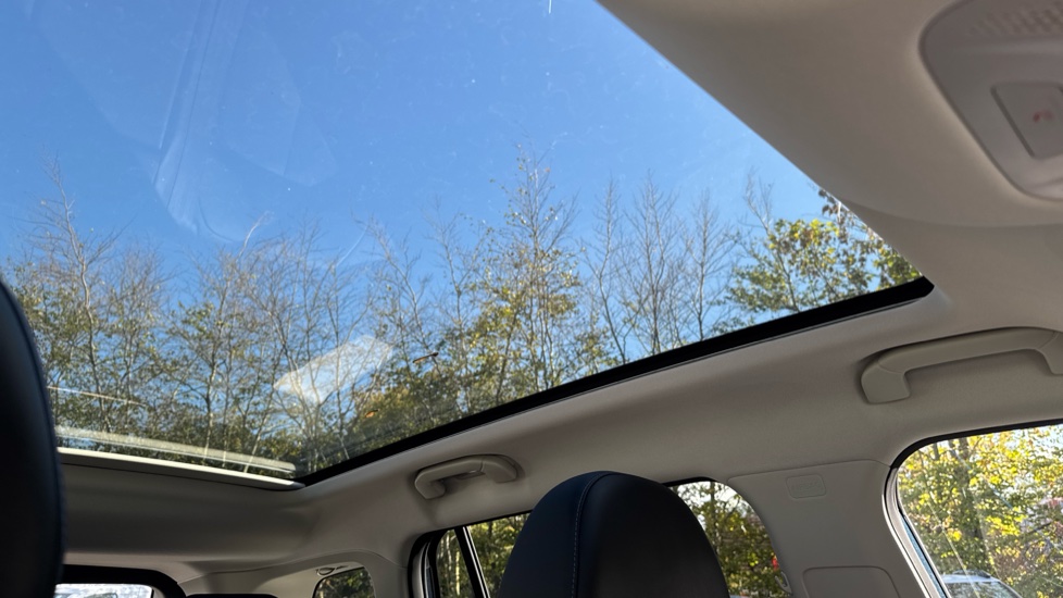 Jaecoo 5 155kW Luxury 61kWh 5dr Auto Electric Estate - Image 25
