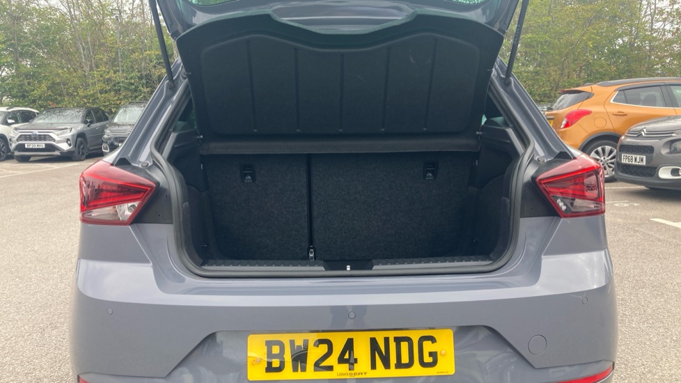 SEAT Ibiza 1.0 TSI Anniversary Limited Edition 5dr Petrol Hatchback - Image 4