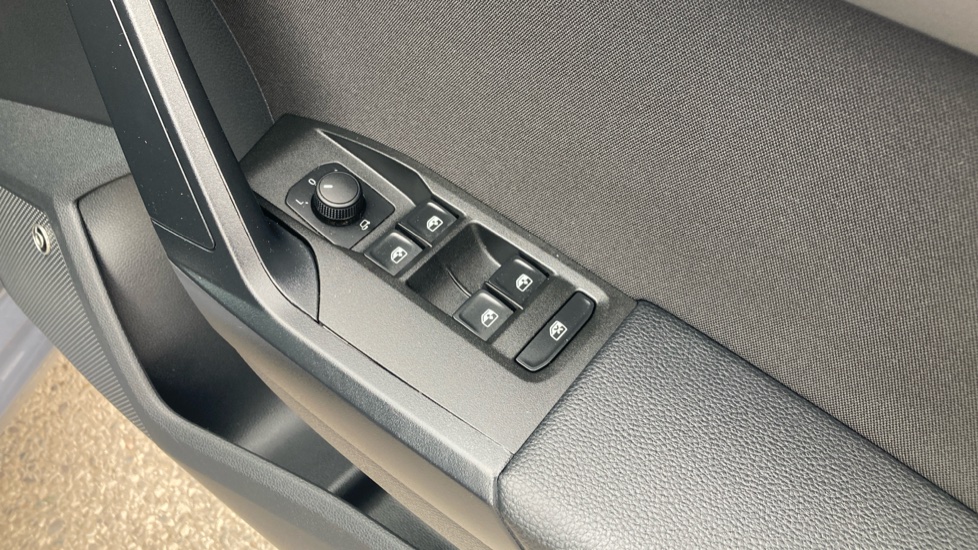 SEAT Ibiza 1.0 TSI Anniversary Limited Edition 5dr Petrol Hatchback - Image 30