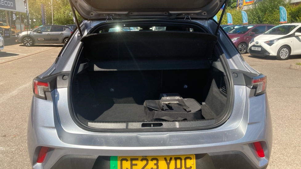 Vauxhall Mokka 100kW Ultimate 50kWh 5dr Auto Electric Hatchback - Image 4